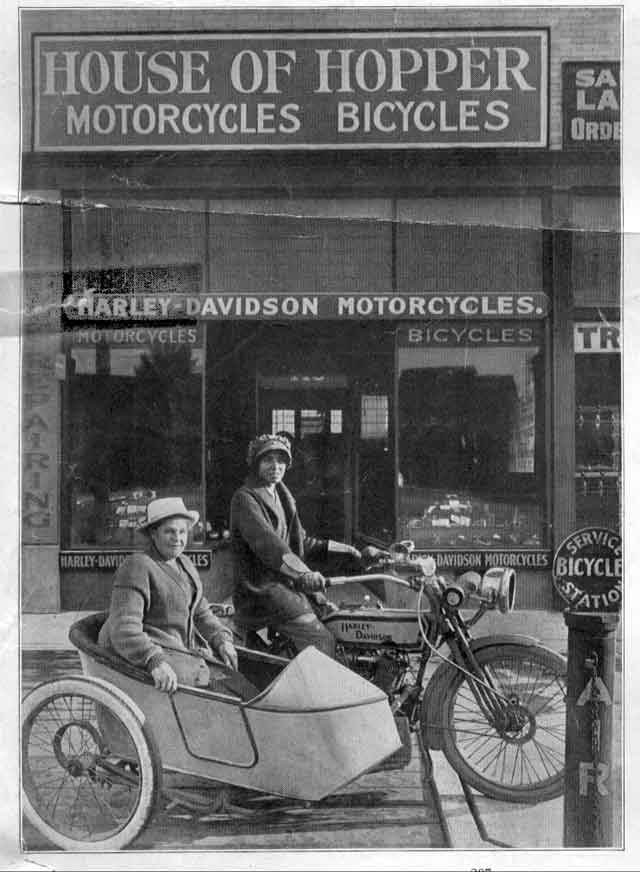 1915 – Effie Hotchkiss inspires women