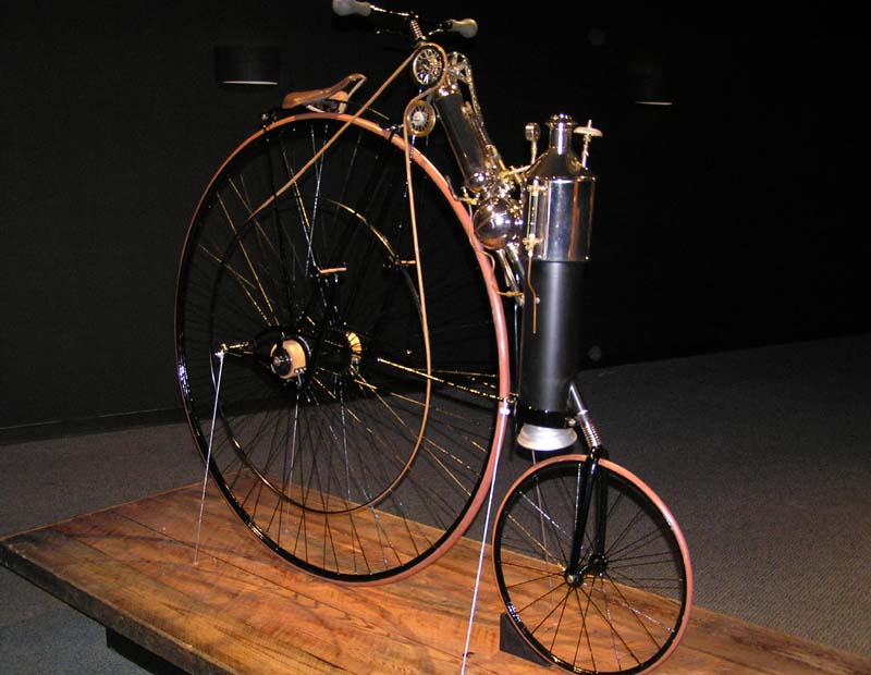 1881 – Top speed of 12mph hit